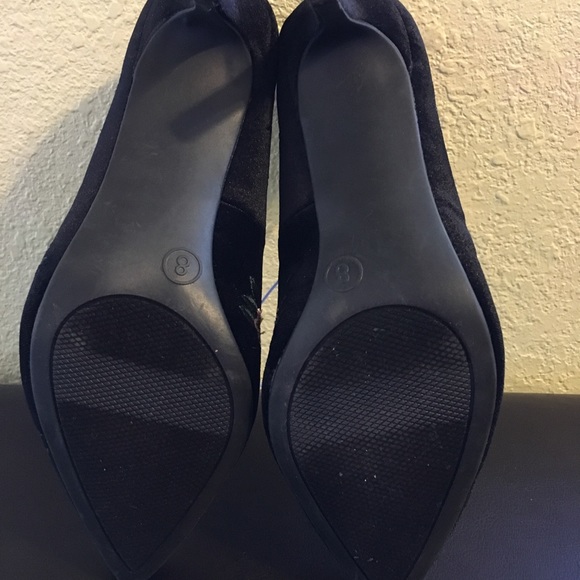 Women’s Gemma pointed toe pumps - Picture 6 of 6